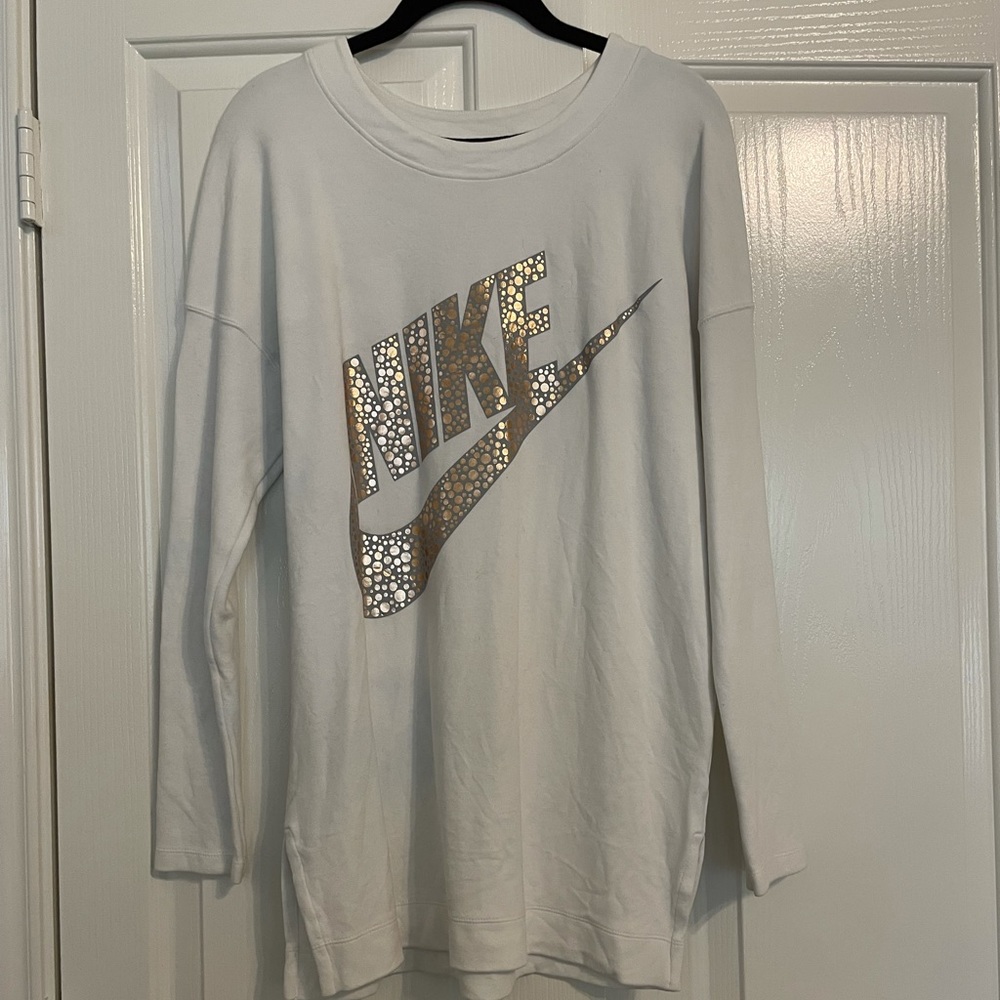 Nike white sweatshirt